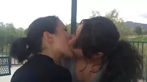 Maskerad film med sexiga Mrs Sloppy porr vidio från Adult Time