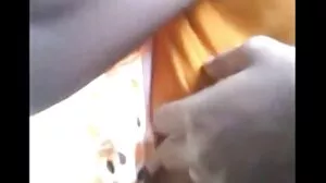 Handjobporr med vackra Lulu Chu från POVD kåta brudar video